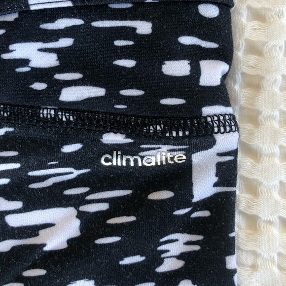 Black & white cropped adidas leggings - Picture 3 of 6